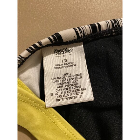 Mossimo Stripe Triangle Bikini Top Large Swimsuit Swim Yellow Black - Picture 5 of 5
